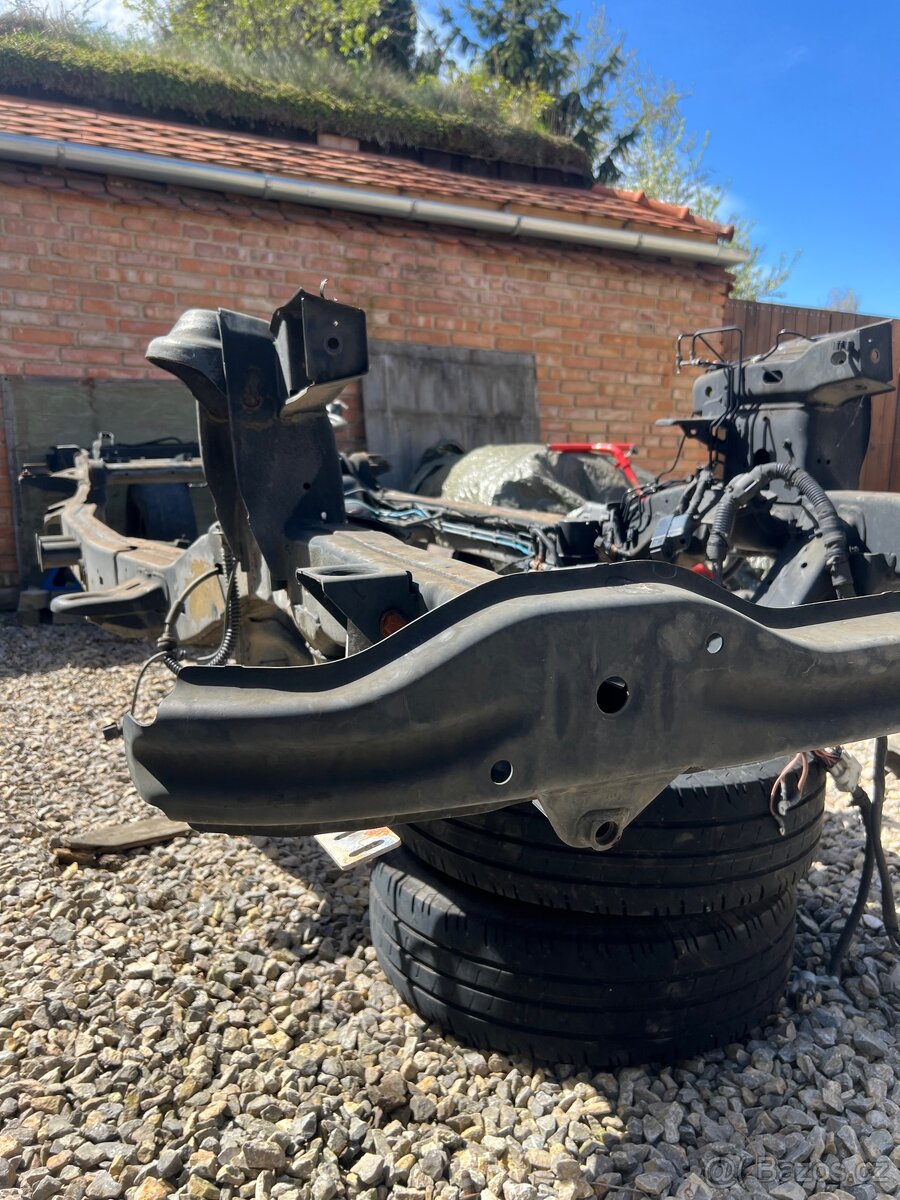 Volkswagen Amarok - 2