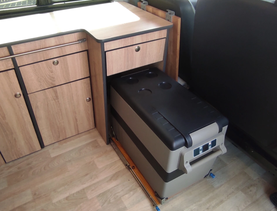 Kompresorová lednička 45l - 2