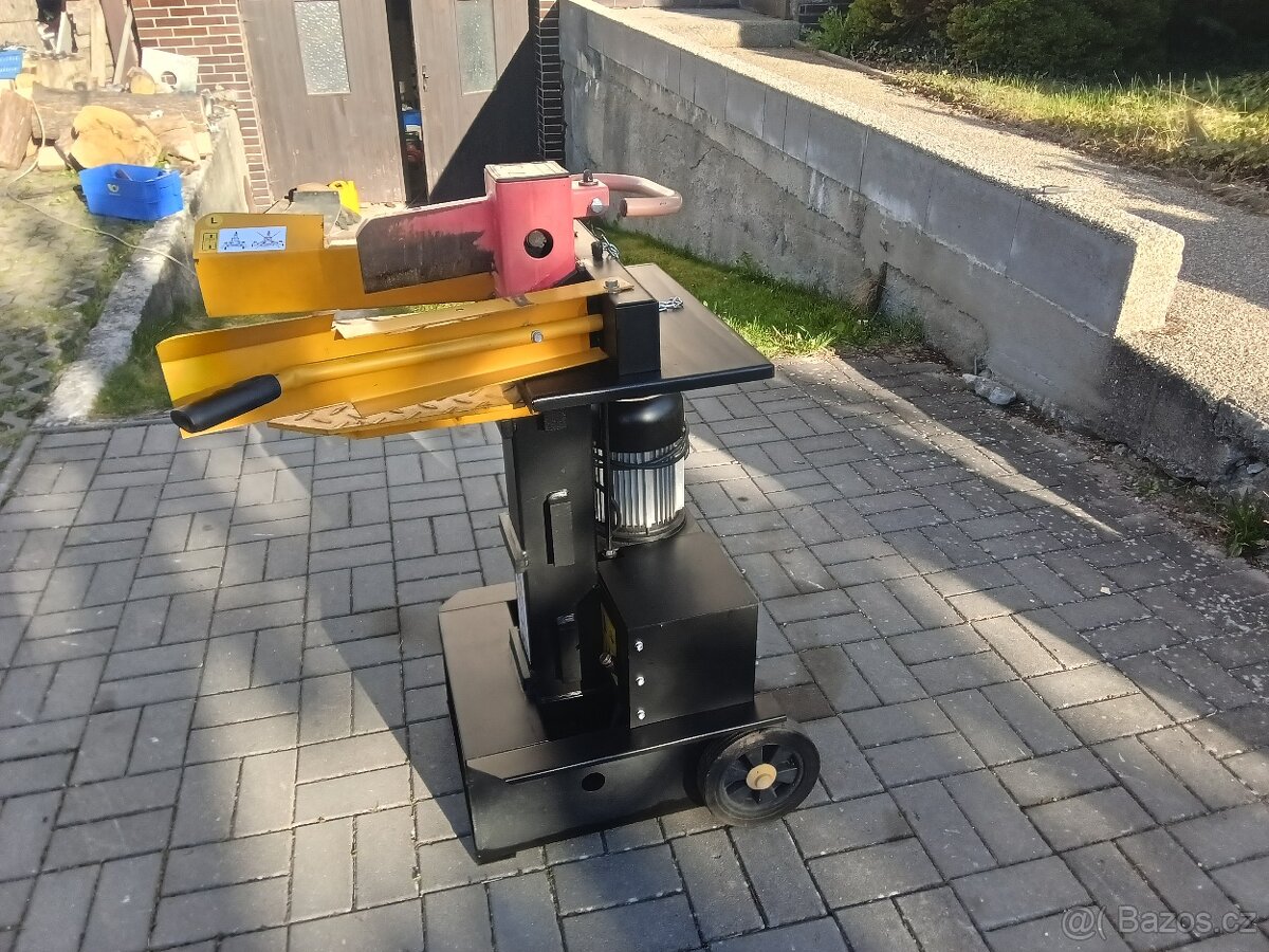 Štípačka na dřevo - 2
