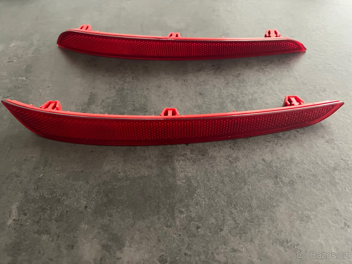 Odrazka zadního nárazníku BMW 5 - G30 - 2