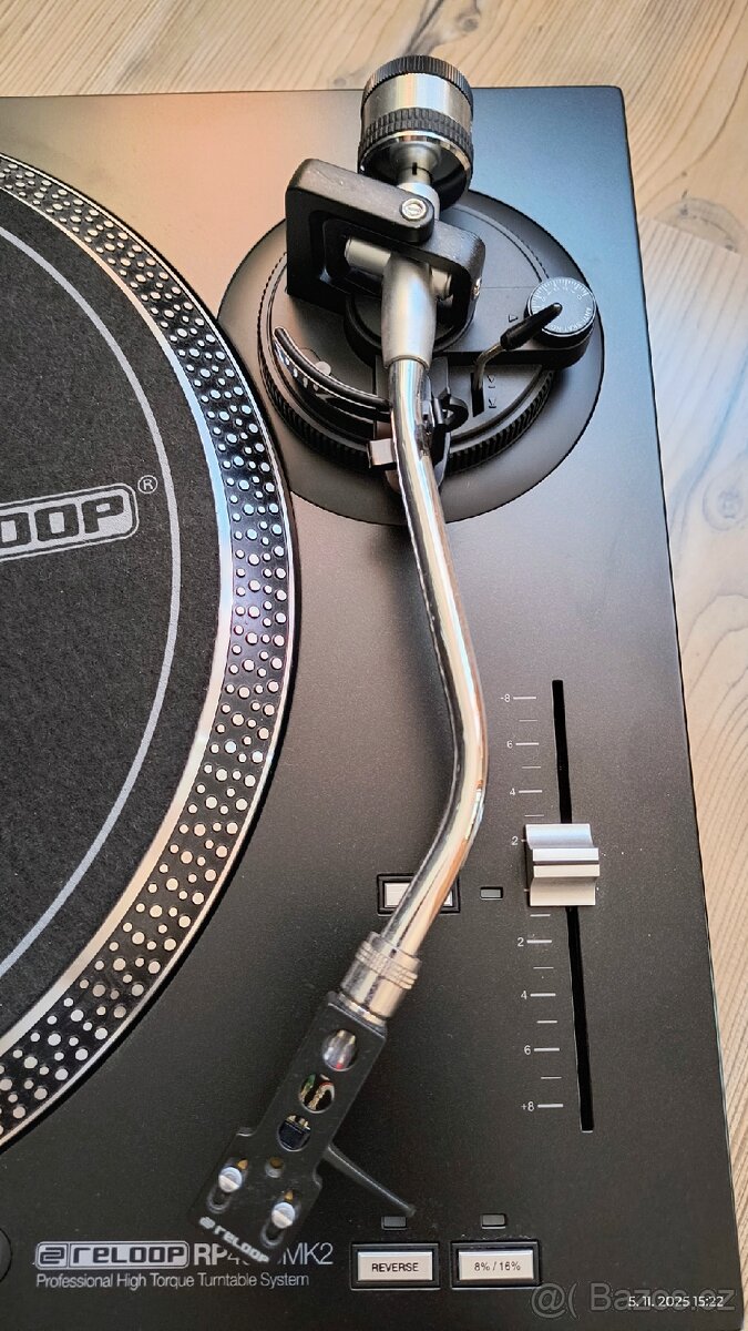 Reloop RP-4000 MK2 – profesionální gramofon - 2