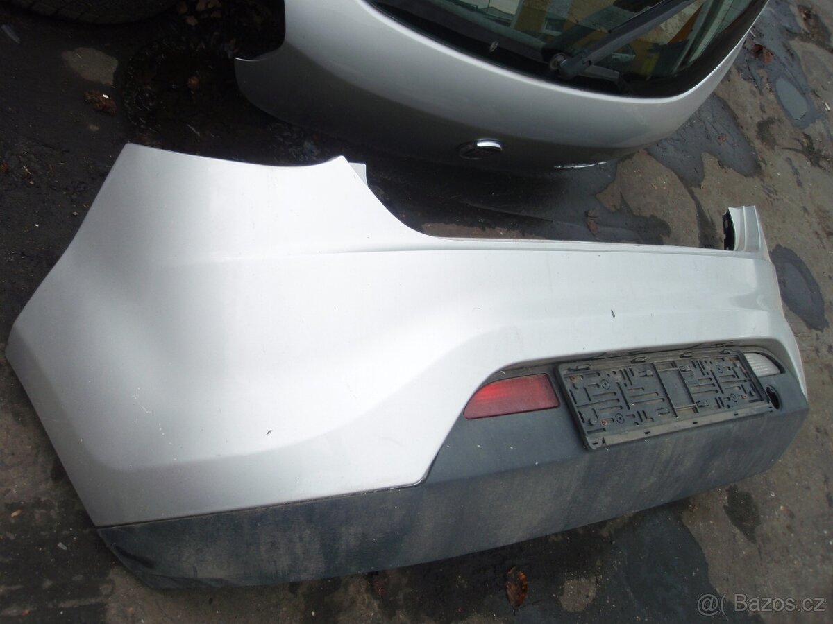 Fiat Bravo, zadní víko , nárazník - 2