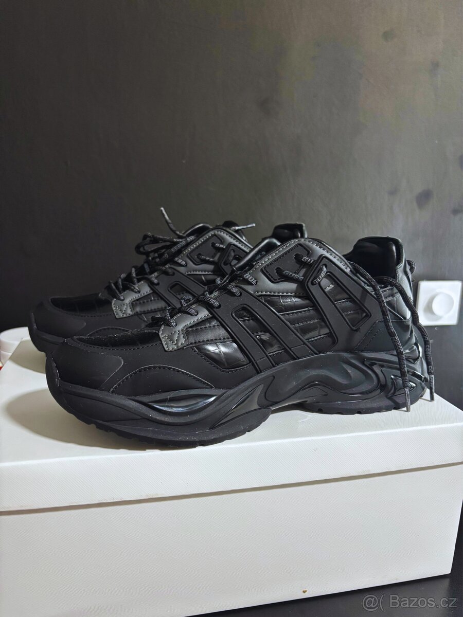 panské boty Guess velikosti 42 - 2