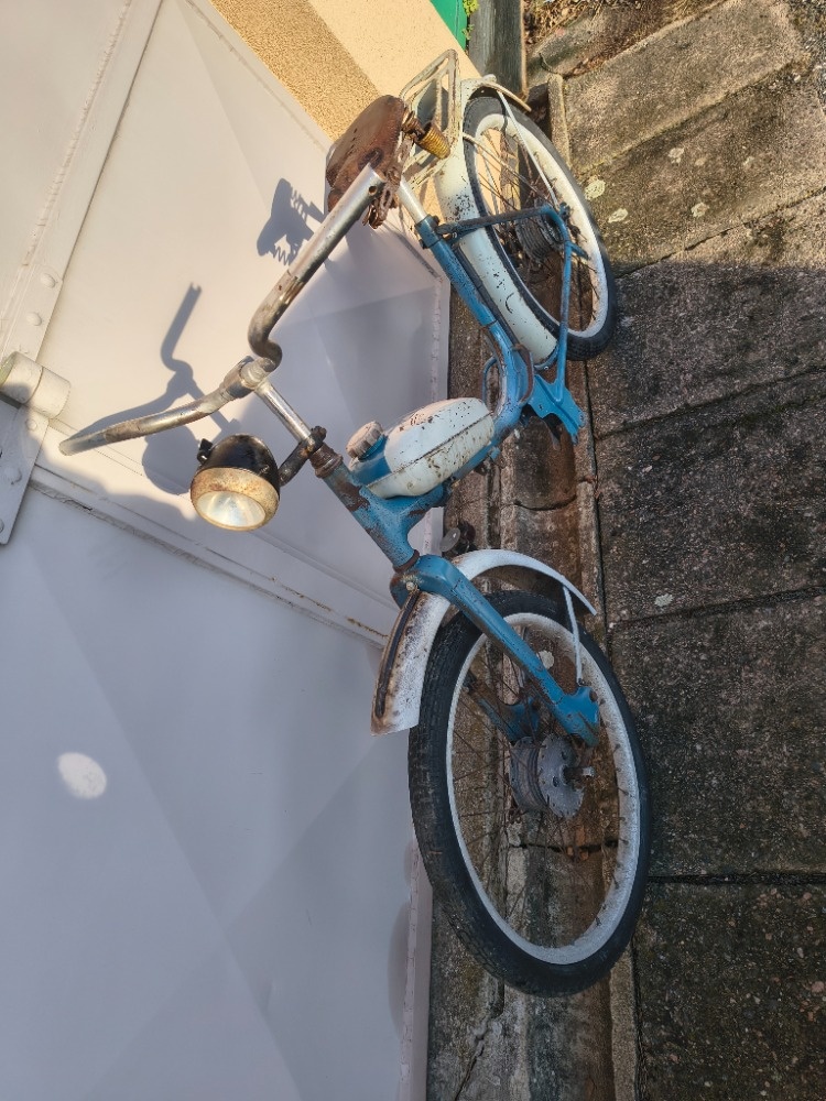 Stadion S11 původní lak, 1. typ s uchy a alu koly - 2