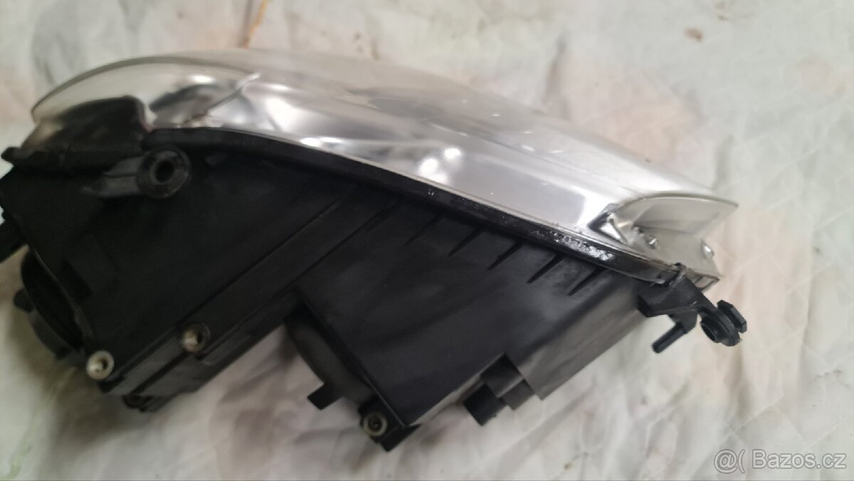 Vw Touran 1T2 - Přední světlo levé - 2