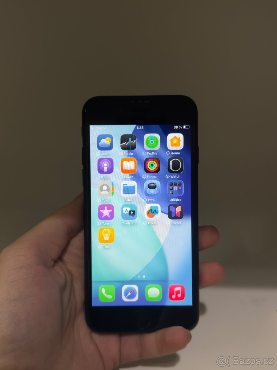 iPhone SE 2022 128GB - 100% baterie - 2