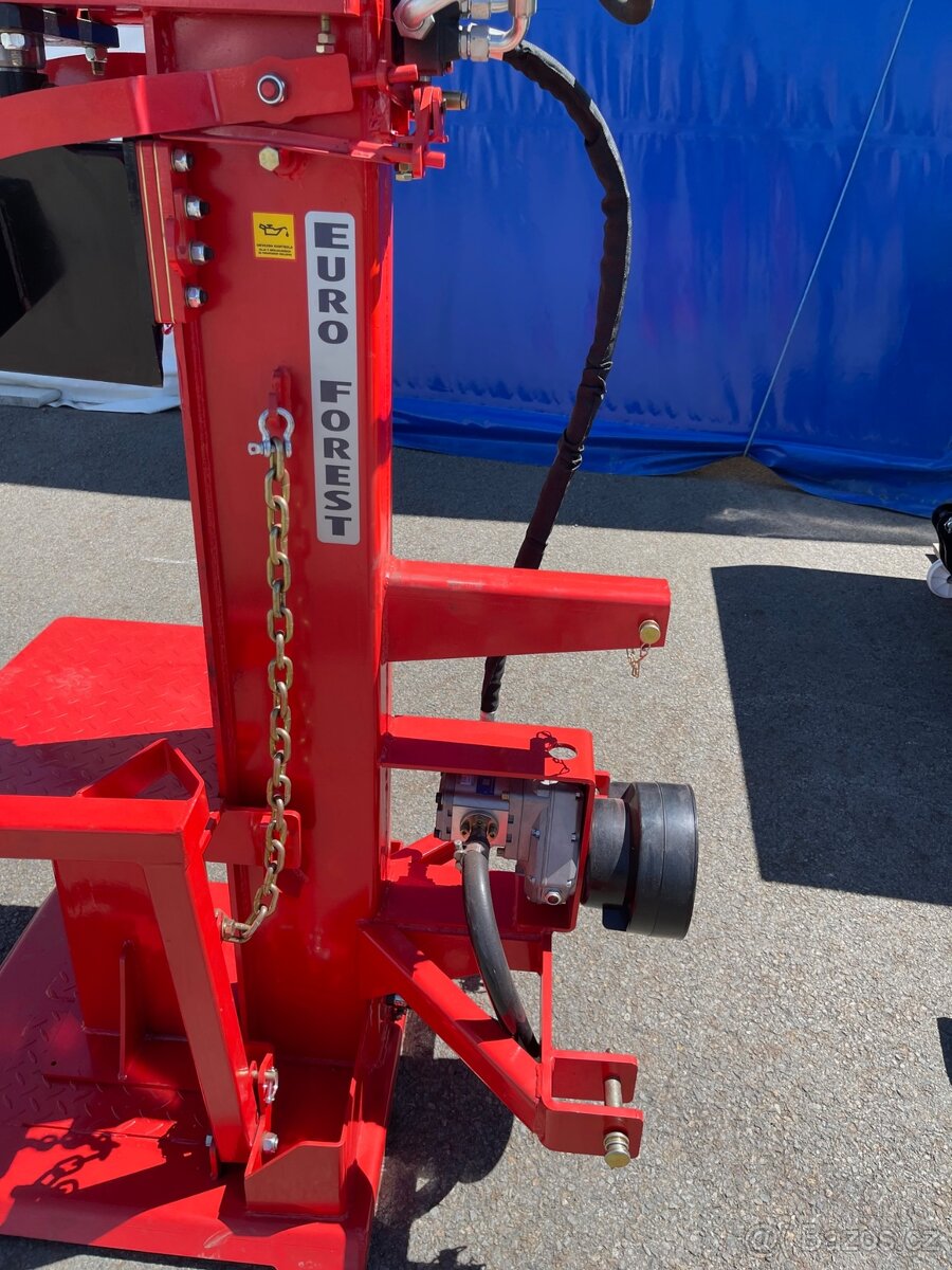 Štípač 22 tun pohon traktor - 2