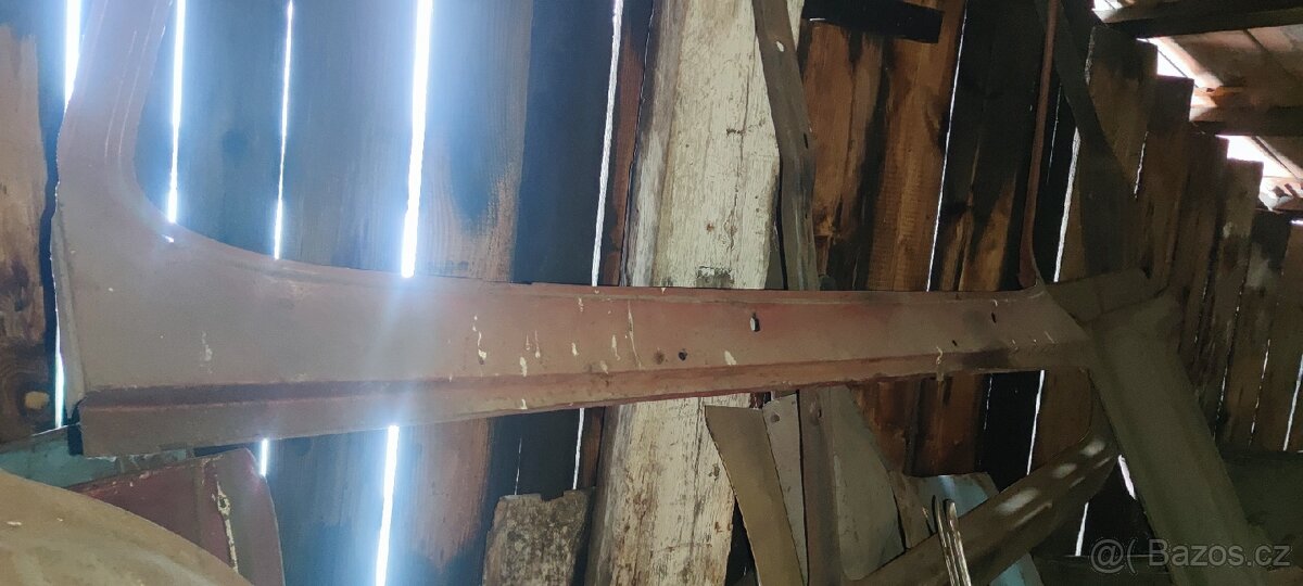 Škoda 1203 plechařina. - 2