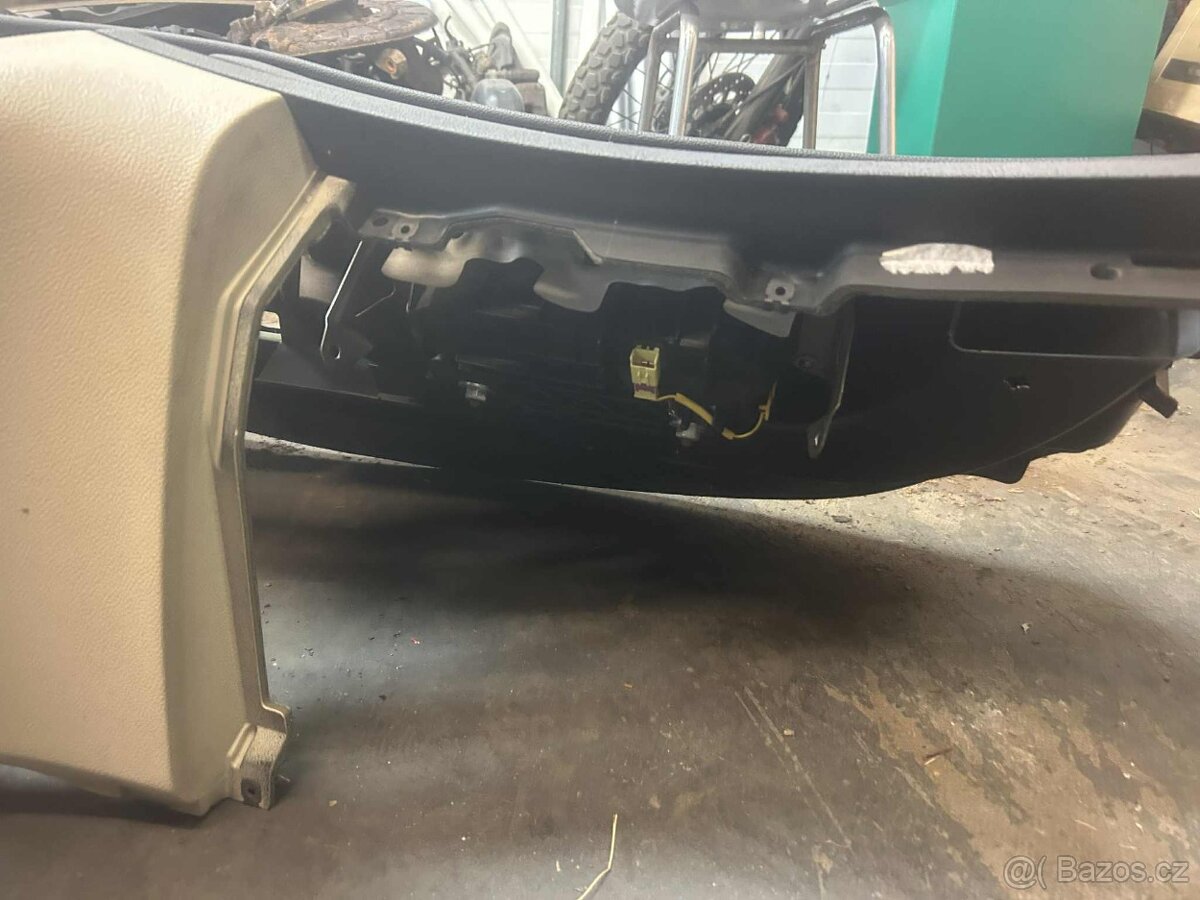 Palubní deska superb 2 - 2