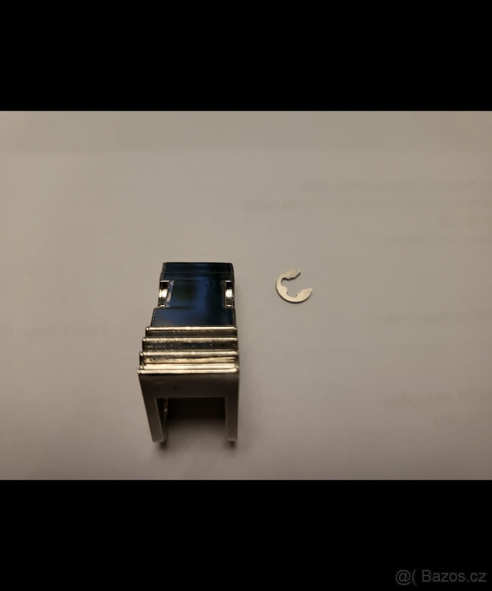 Pastorek pro kliku Tesla model S - 2