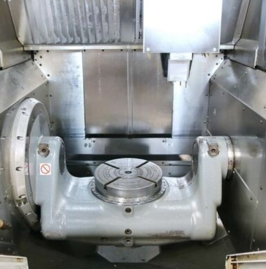 Obráběcí centra - pětiosá C 22 U - 2