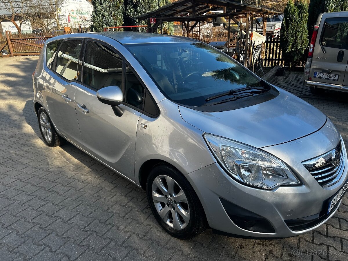 Opel Meriva B - 2