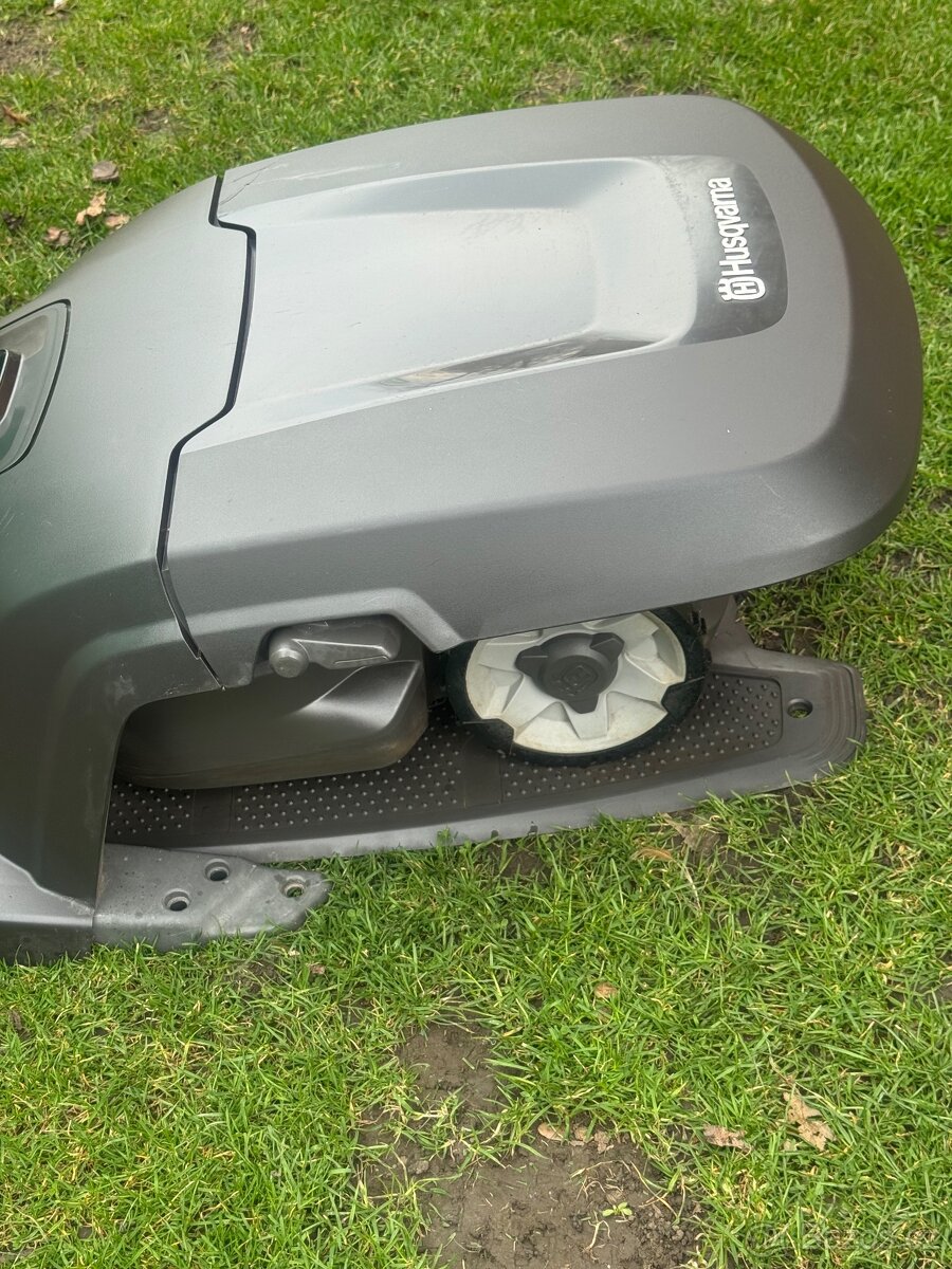 Robotická sekačka Husqvarna - 2
