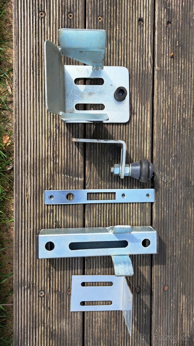 Prvky k výrobě samonosné brány - 2