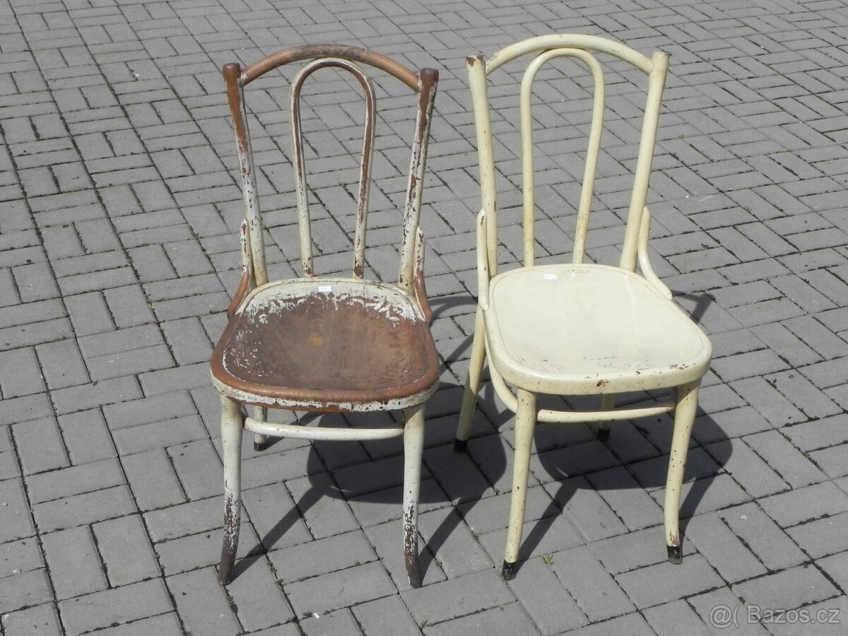 Staré židle THONET - 2