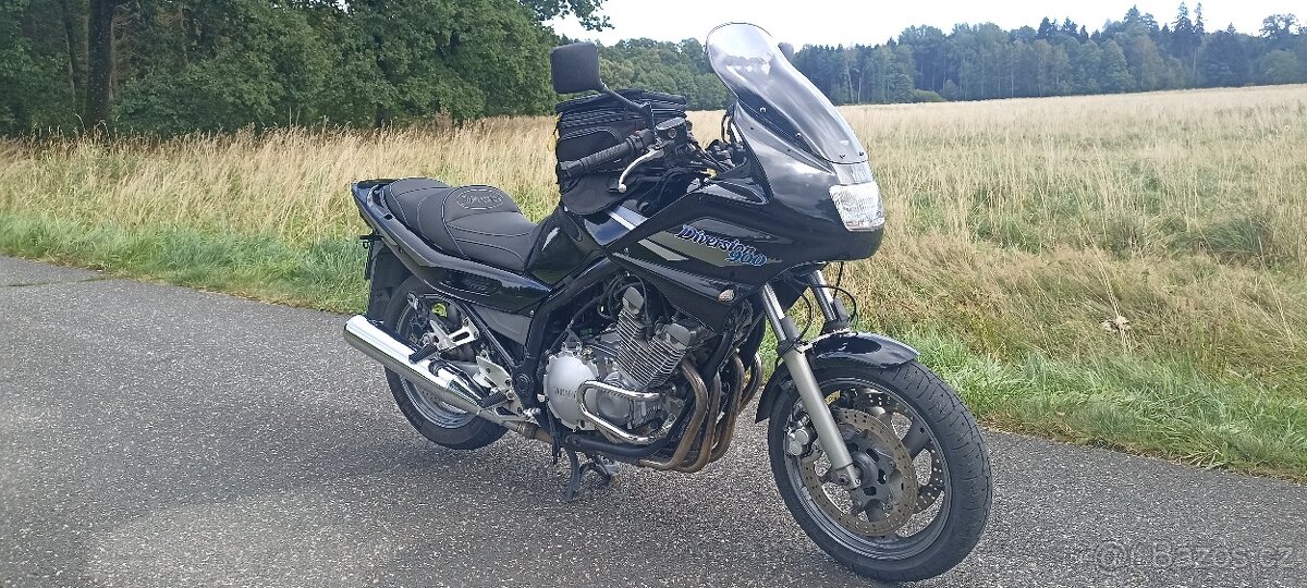 Yamaha XJ 900 Diversion - 2
