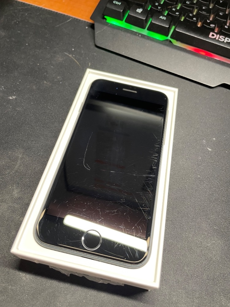 Iphone se (2022) 64GB - 2