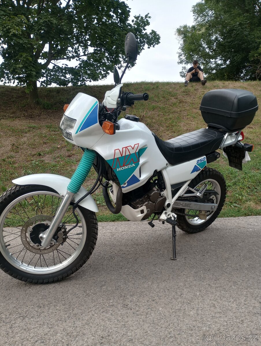 Honda NX 250