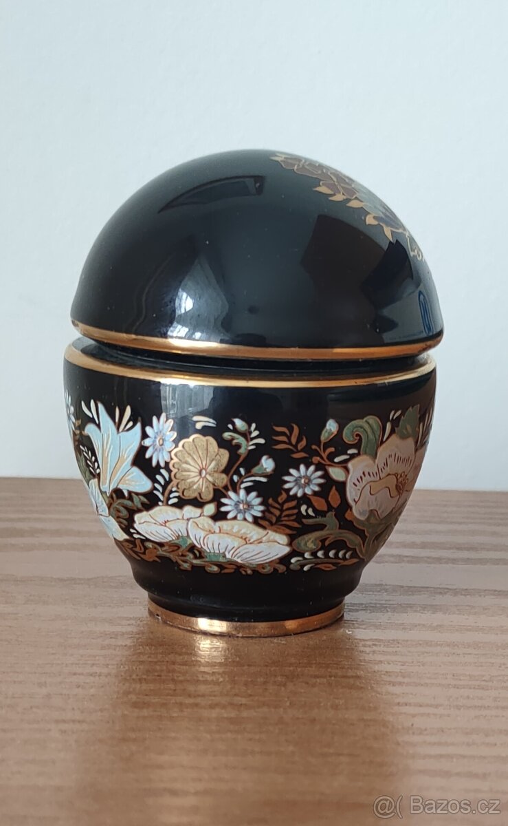 Porcelánová dózička - 2