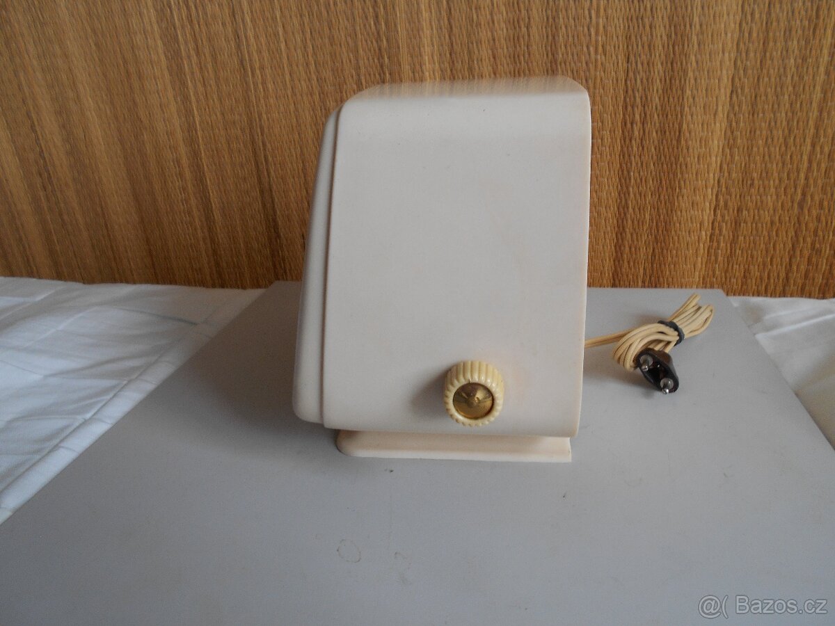 Staré, bakelitové rádio- Rozhlas po drátě - 2