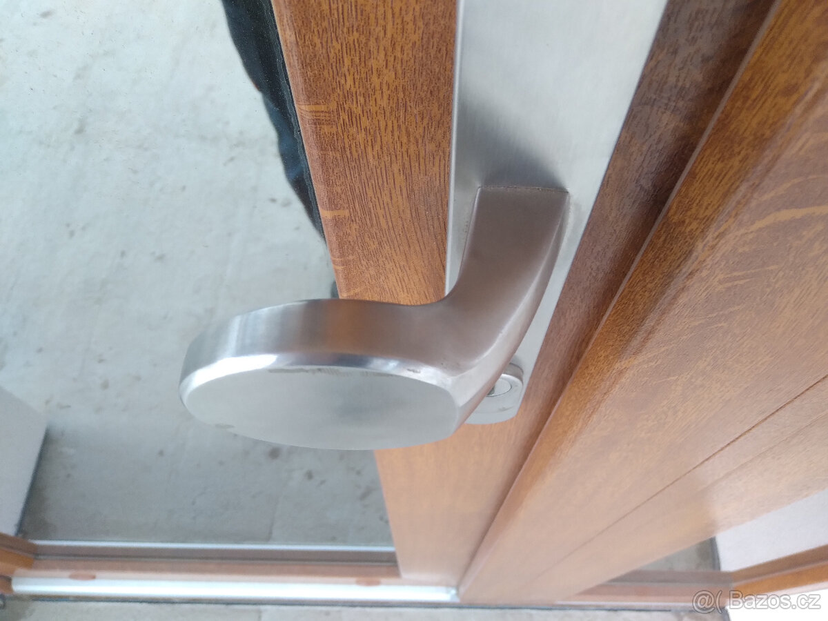 Bezpečnostní kování klika-koule - 2