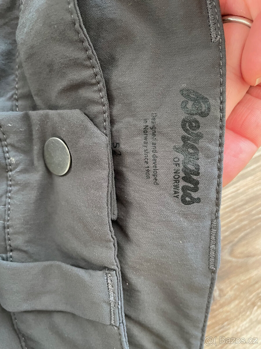 Šedé pánské outdoorové kalhoty Bergans vel 52 - 2