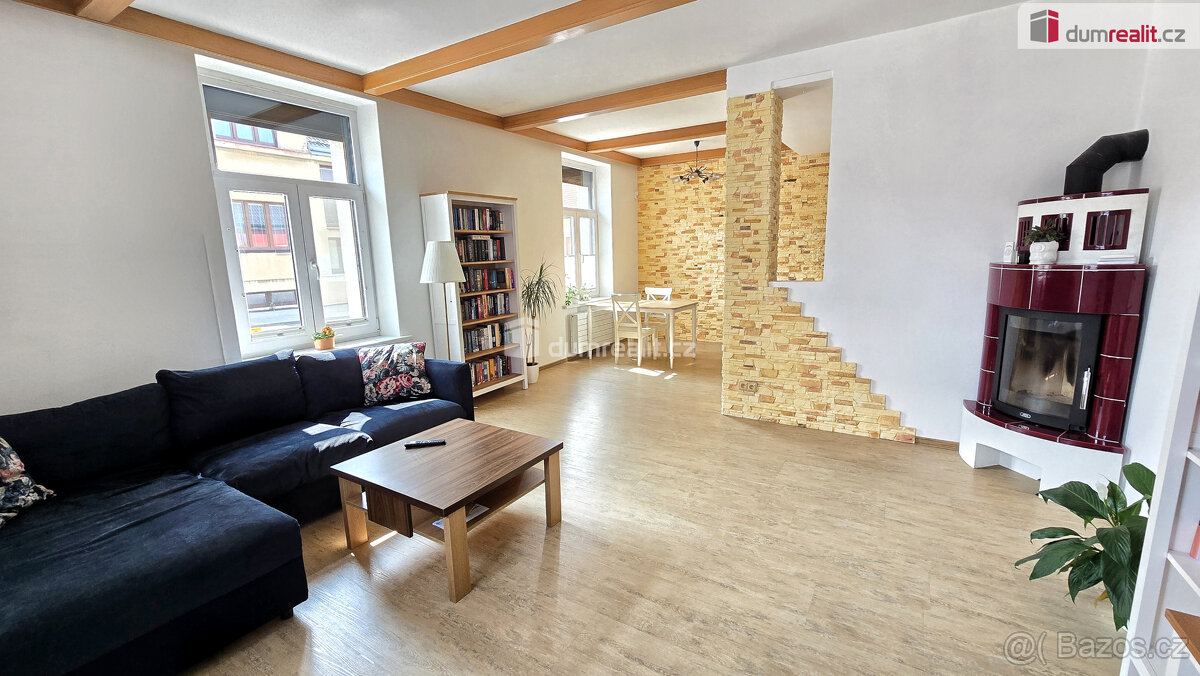 Prodej gvougenerační rodinný dům 4+1 a 1+1 Písek Dobrovského - 2