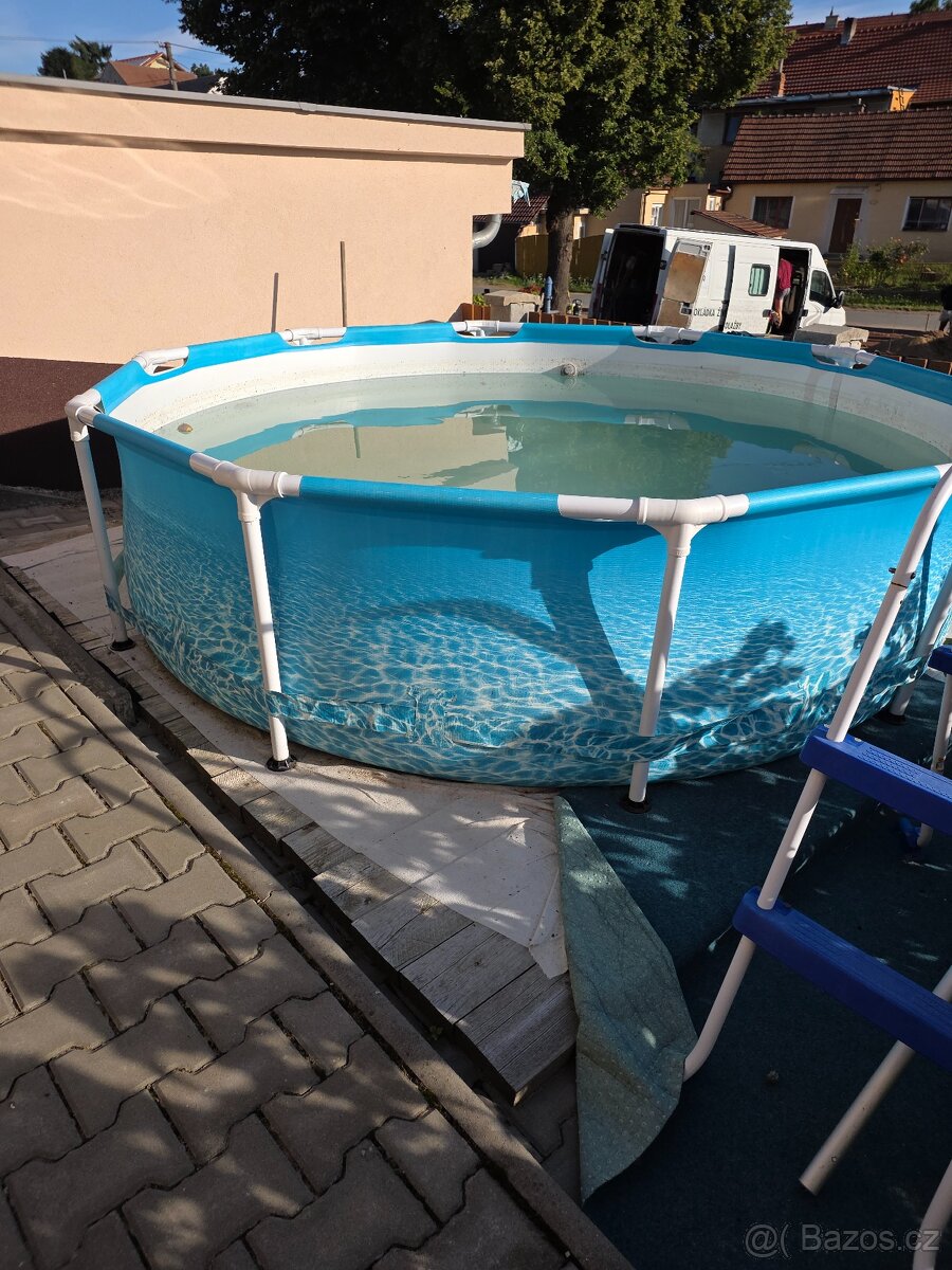 Prodám bazén Marimex Metal Frame s příslusenstvím. - 2
