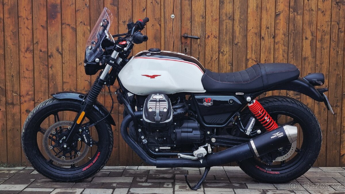 Moto Guzzi V7 STONE 2024 - 2