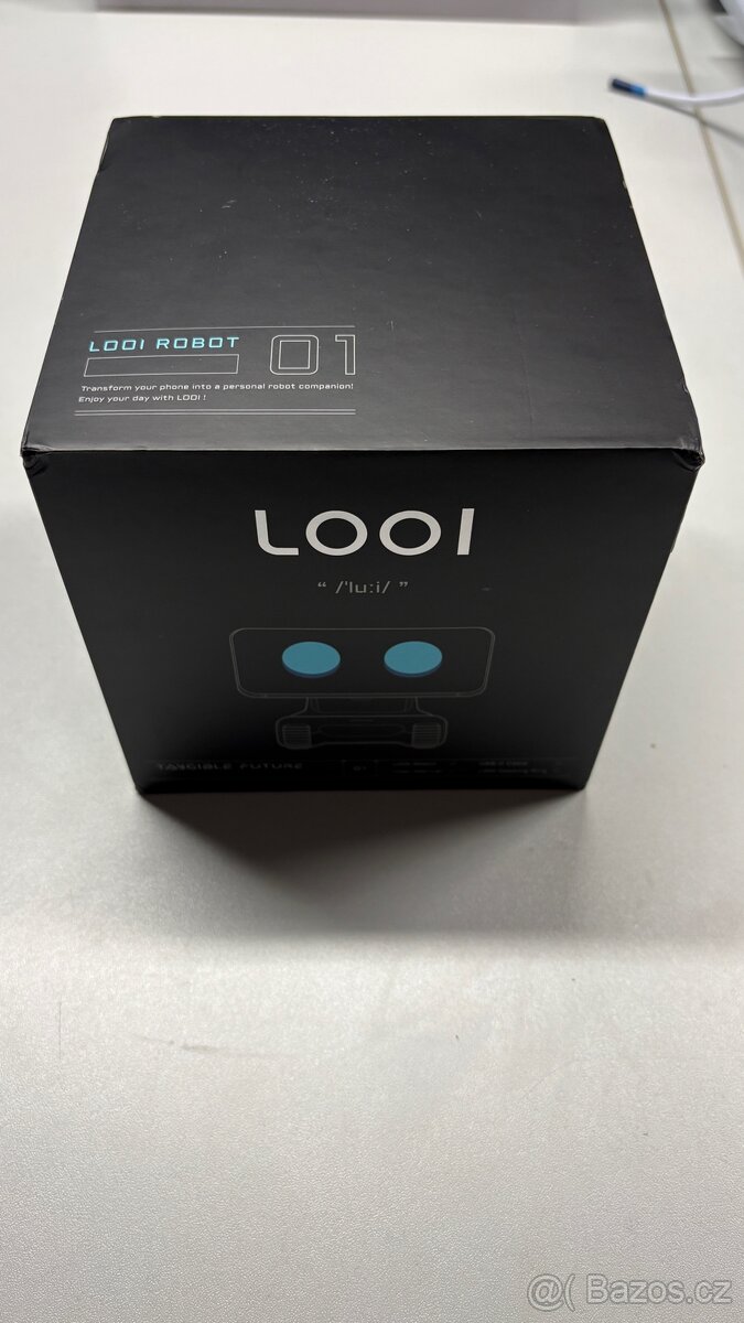 LOOI Robot - 2