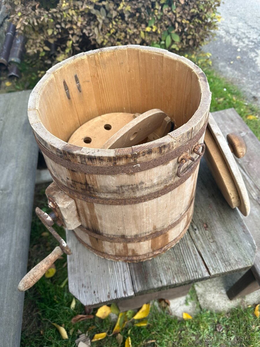 dřevěná máselnice - 2