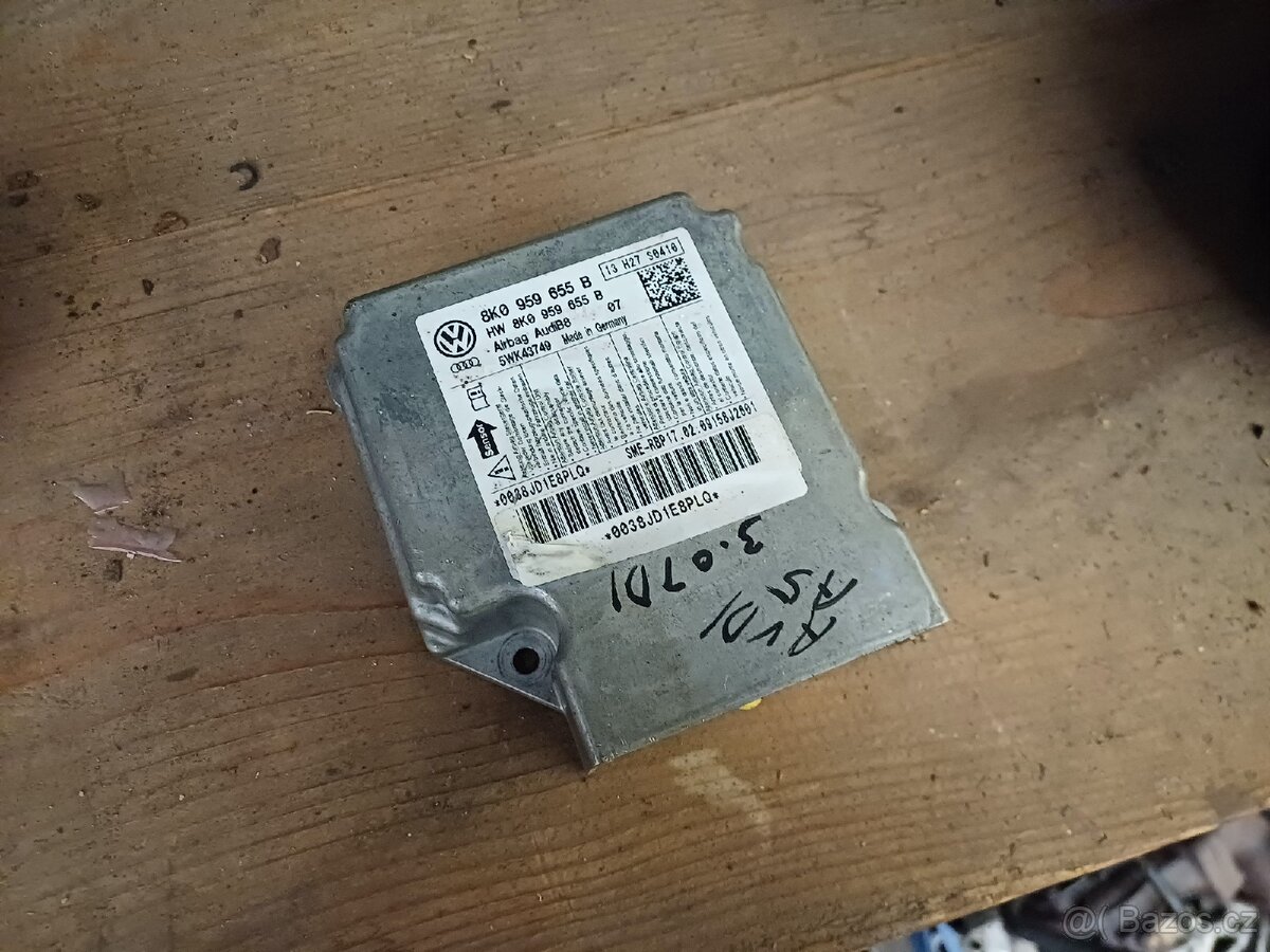 Zbytek dílů na Audi a5 coupe 3.0 tdi - 2