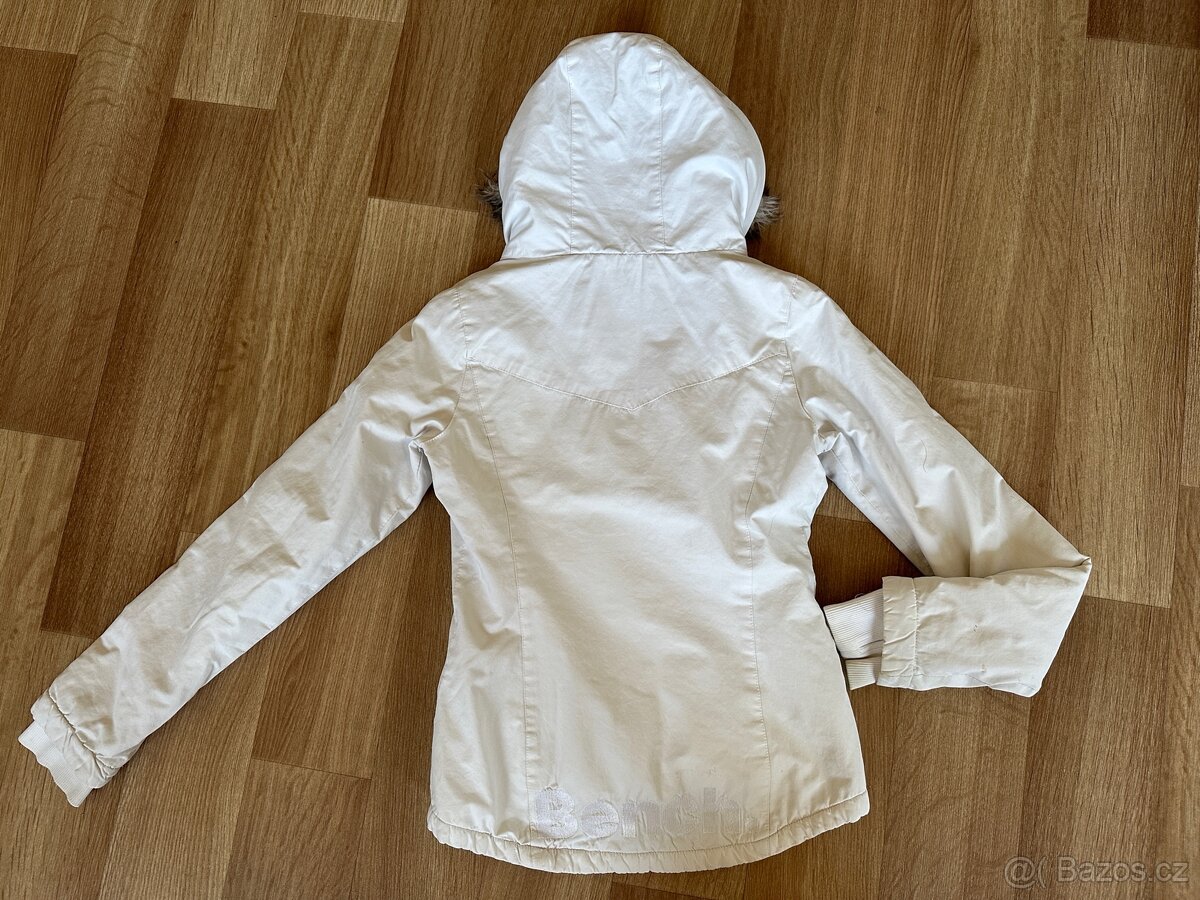 Bílá bunda Bench vel. XS - 2