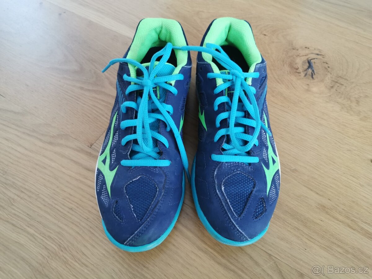 Tenisky non-marking vel. 38 (stélka 24,5cm) - 2