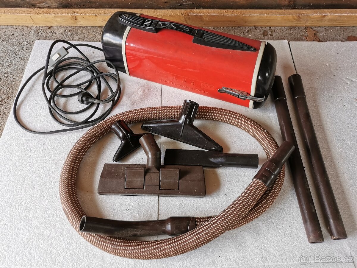 Starý vysavač ESA DV 54 - 2