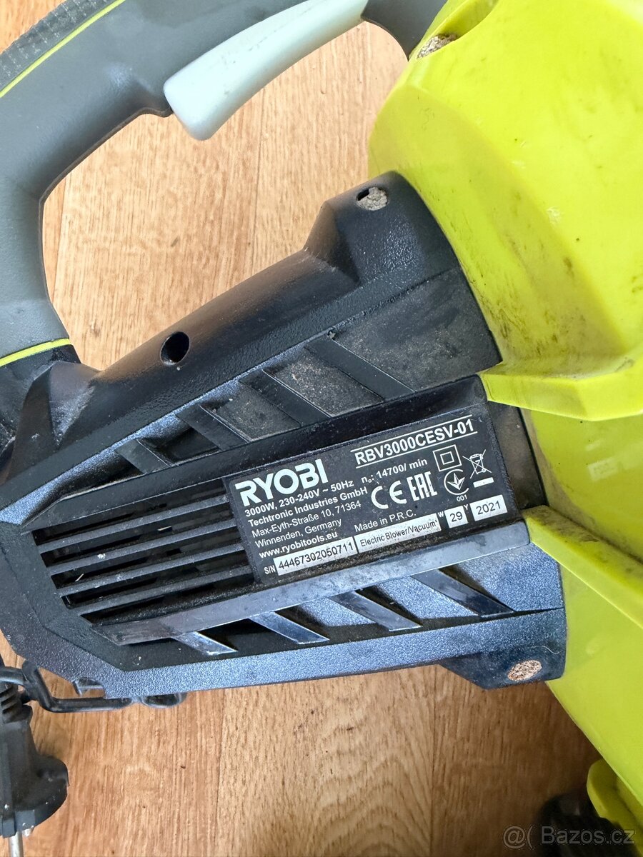 Zahradní fukar Ryobi - 2