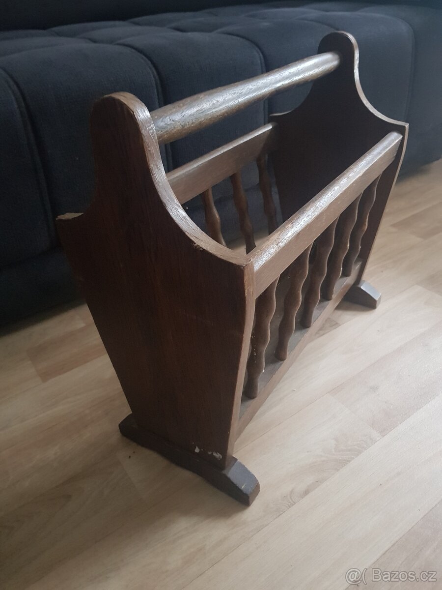 Stojan na noviny - 2