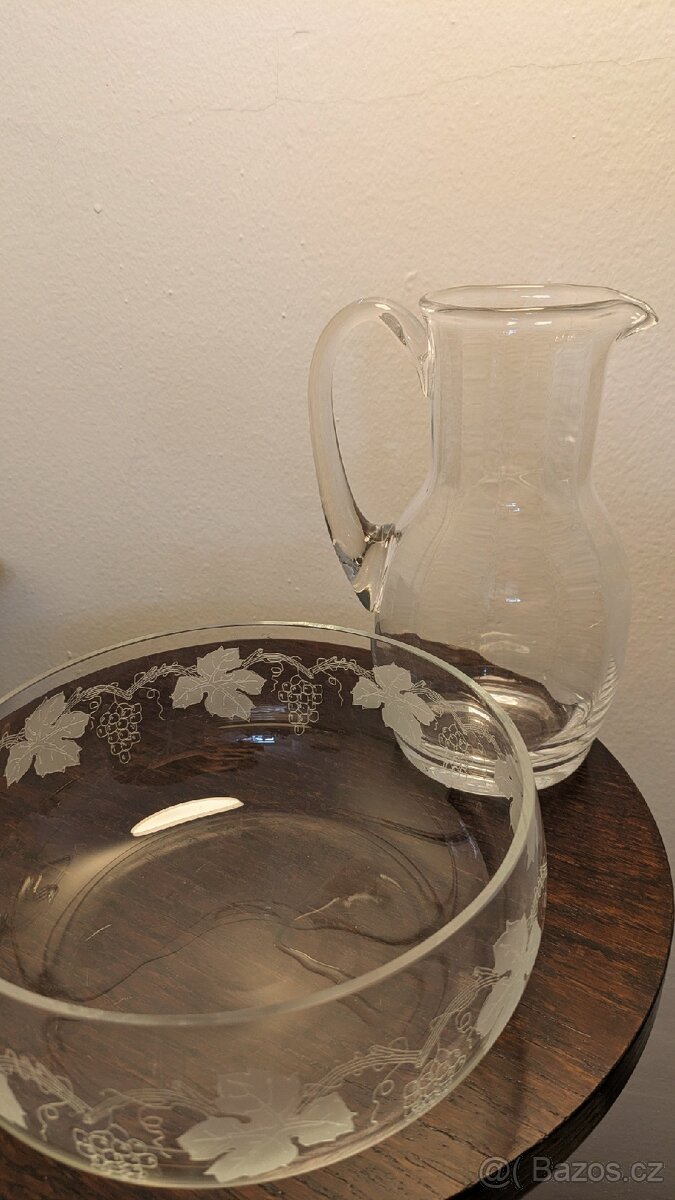 starožitné prvorepublikové sklo - 2