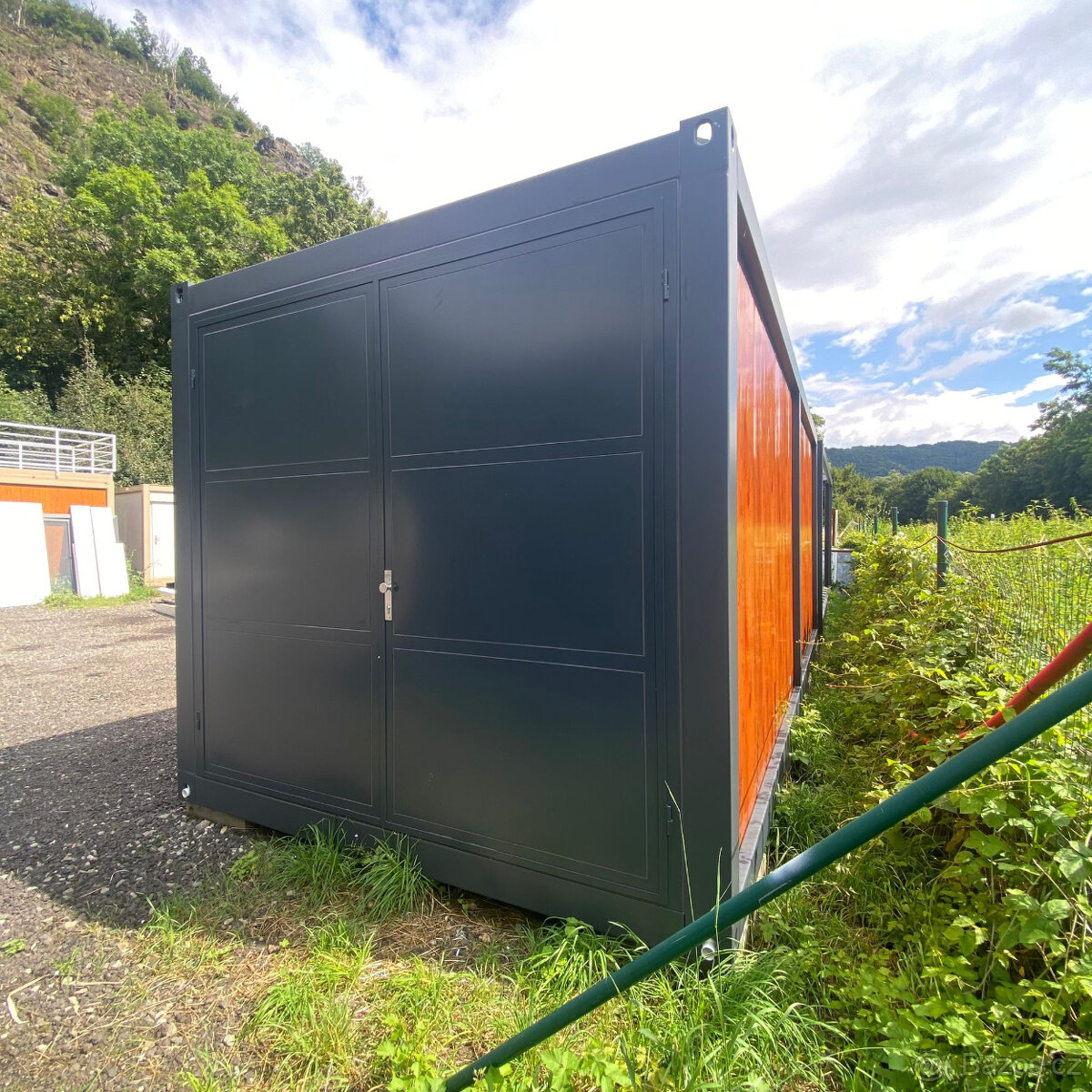 Kontejner PMP 3x7 s garážovými vraty - 2