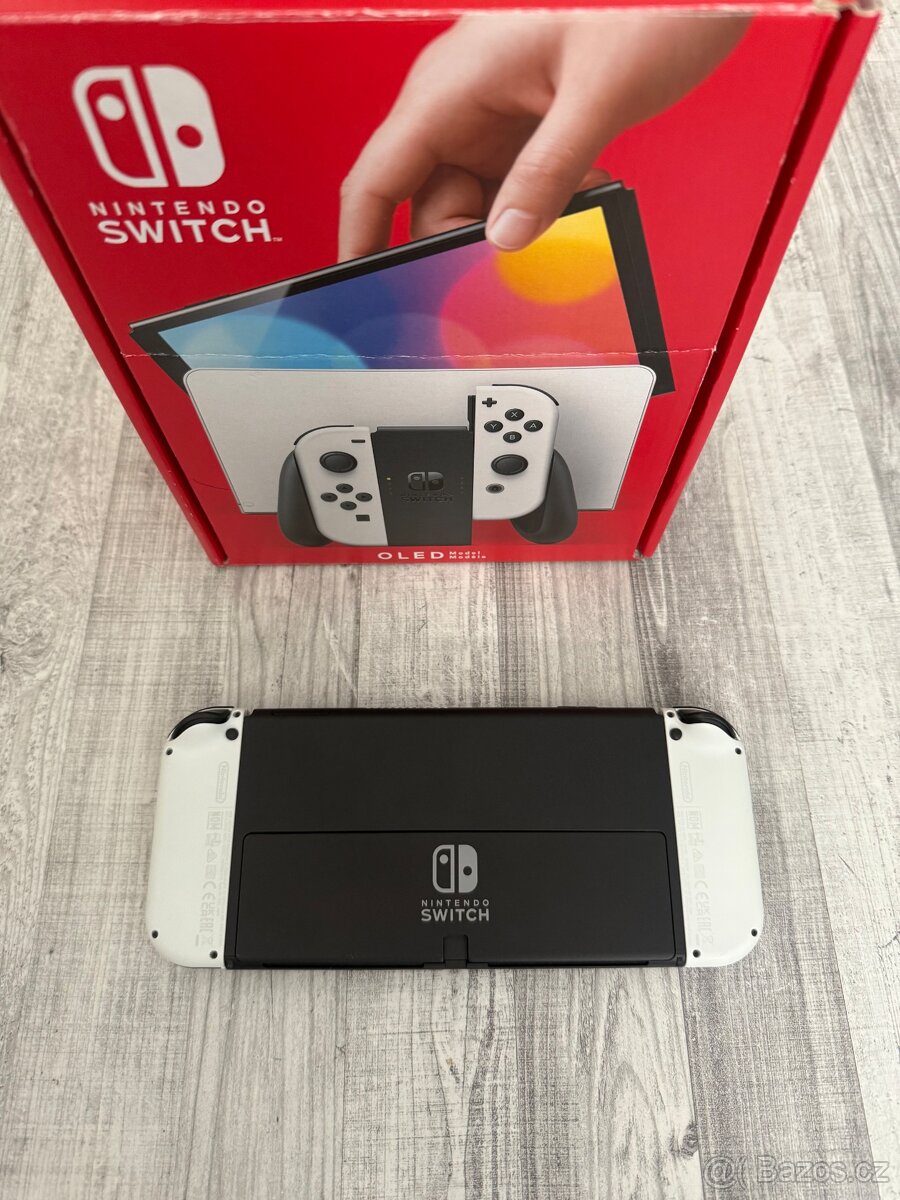 Nintendo Switch OLED -perfektní stav + 2 hry ZDARMA - 5000Kč - 2