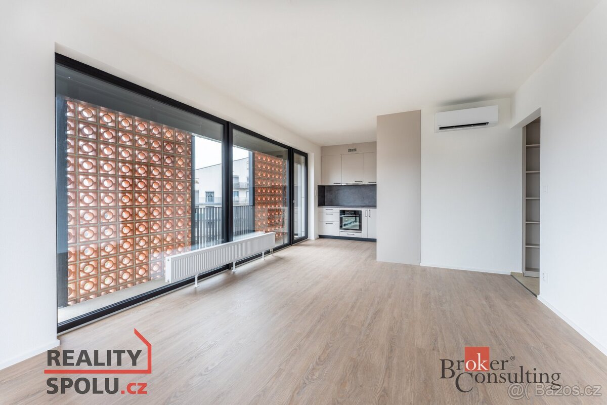 Pronájem, byty/2+kk, 77 m2, Zahradní 2833/2, Východní Předmě - 2