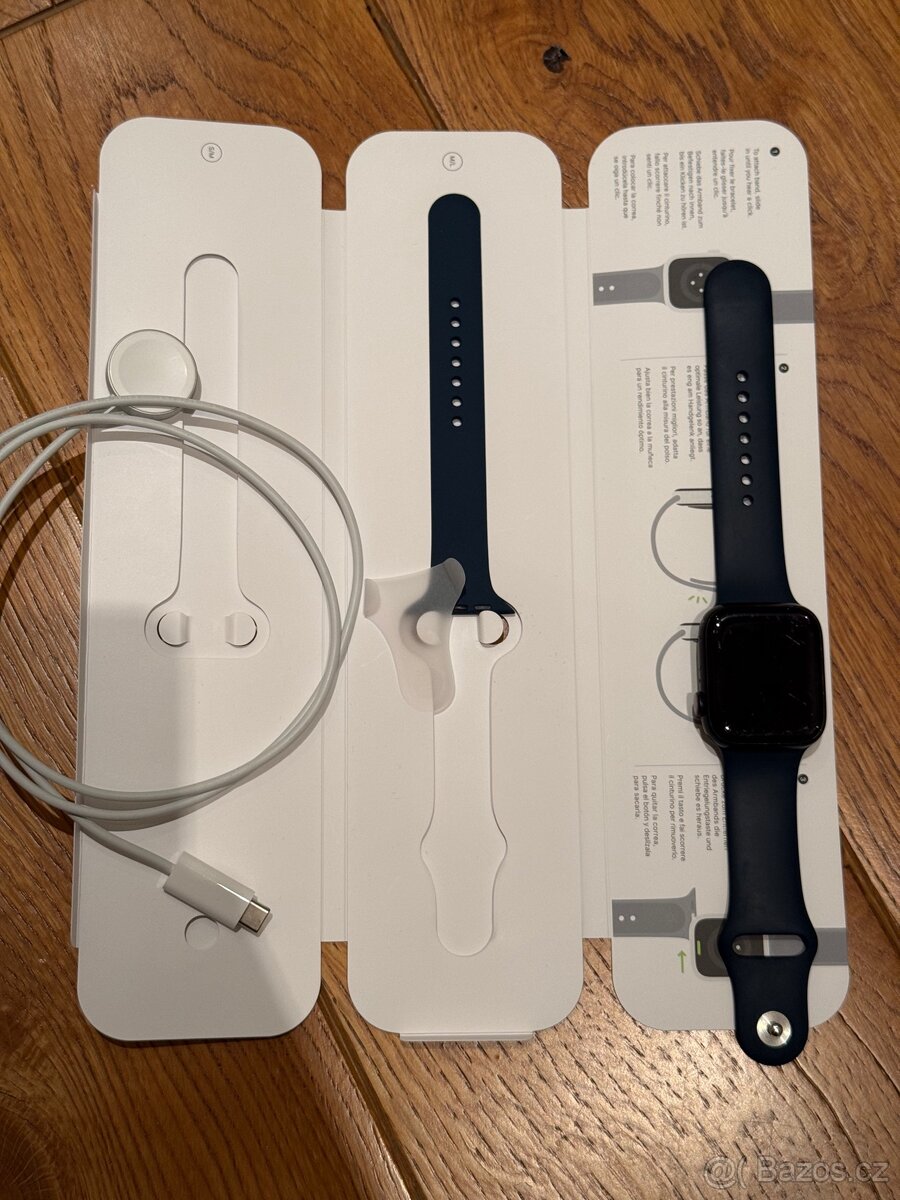 Apple Watch Series 7 45 mm - 2
