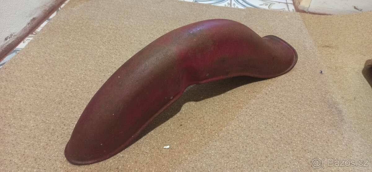 Prodám blatník Jawa 555, 550 - 2