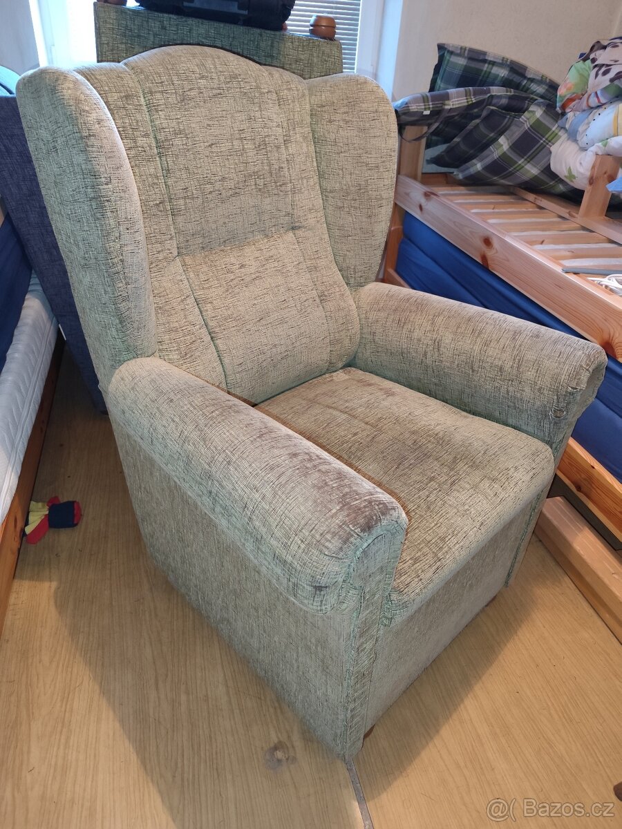 Křeslo ušák - 2