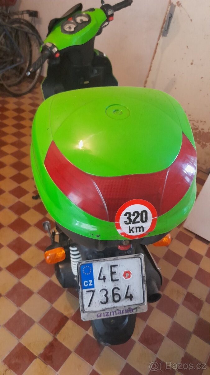 Skútr Jonway 50ccm 1.8kw - 2