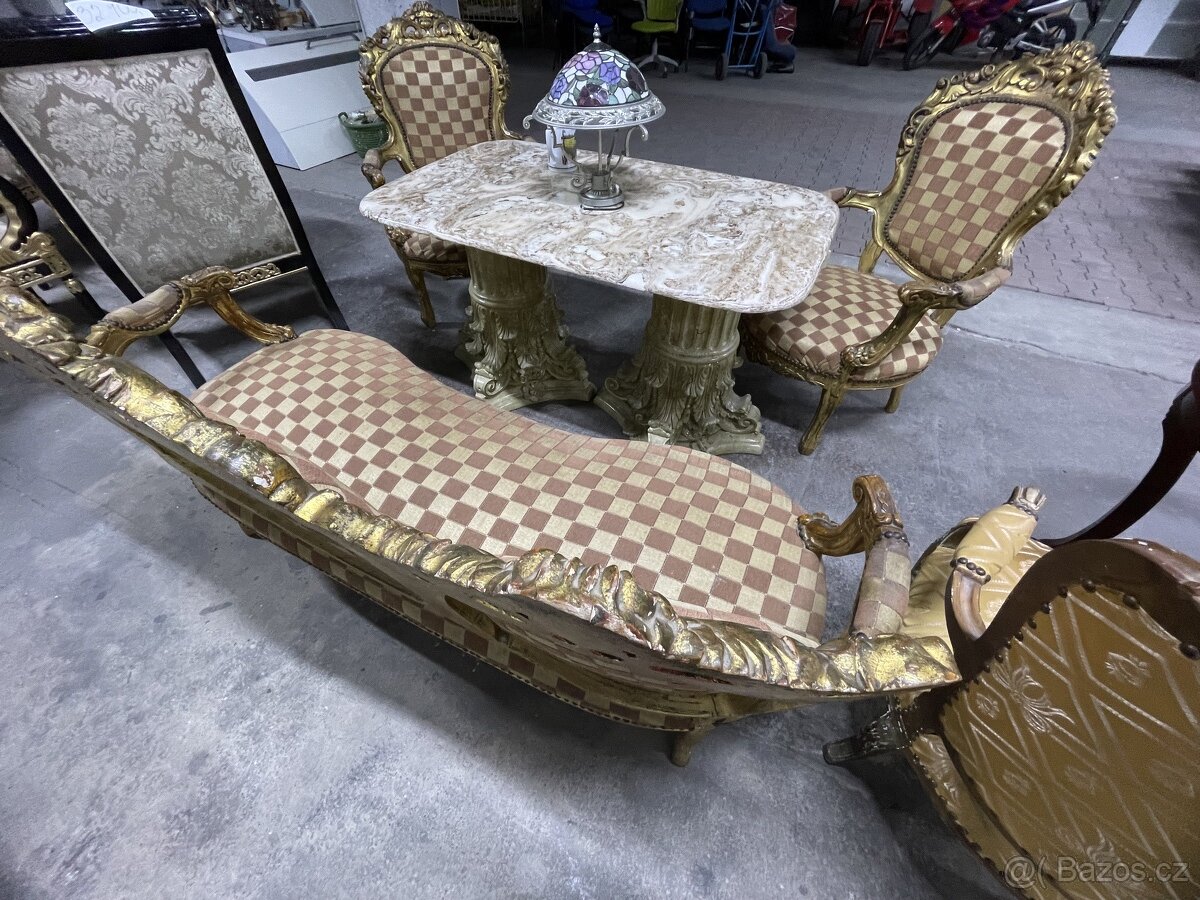 starožitný Zámecký nábytek - 2