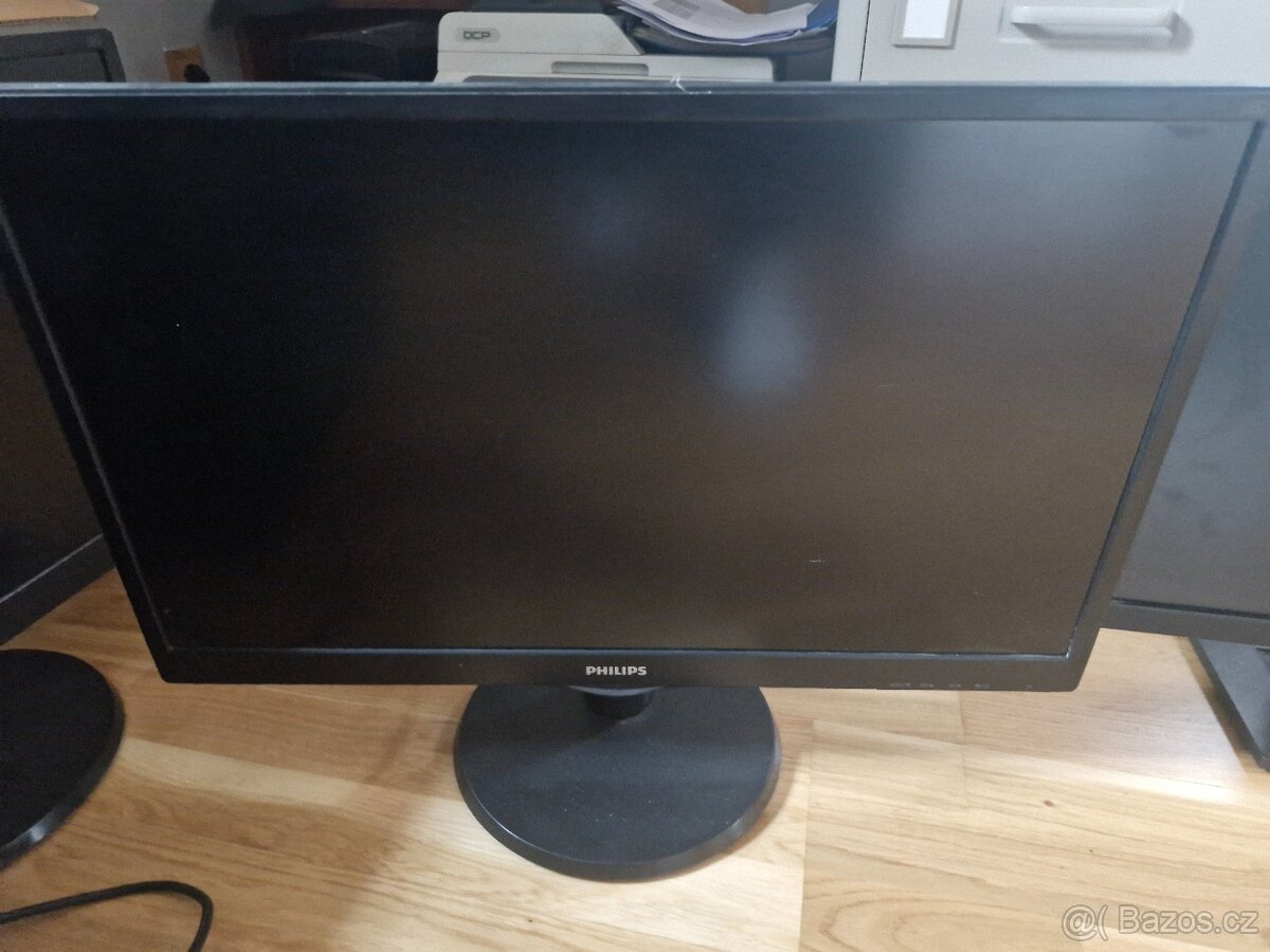 Kancelářské monitory - 2