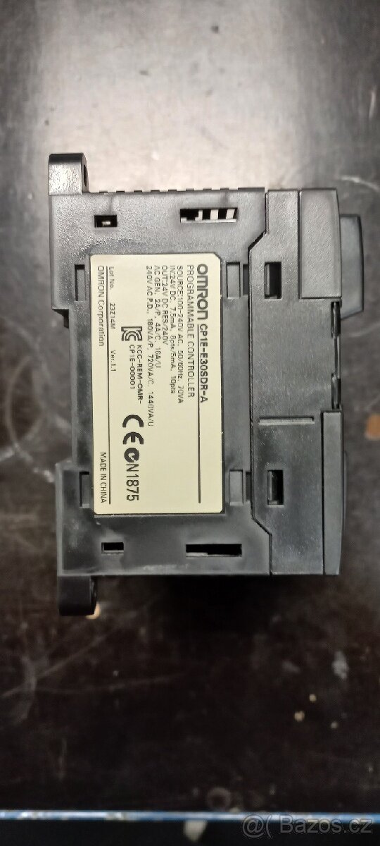 PLC OMRON CP1E - 2