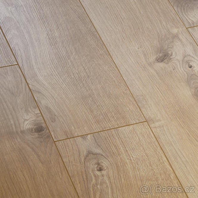 Laminátová plovoucí podlaha 60m2 dub classicsleva 45%NOVÁ - 2