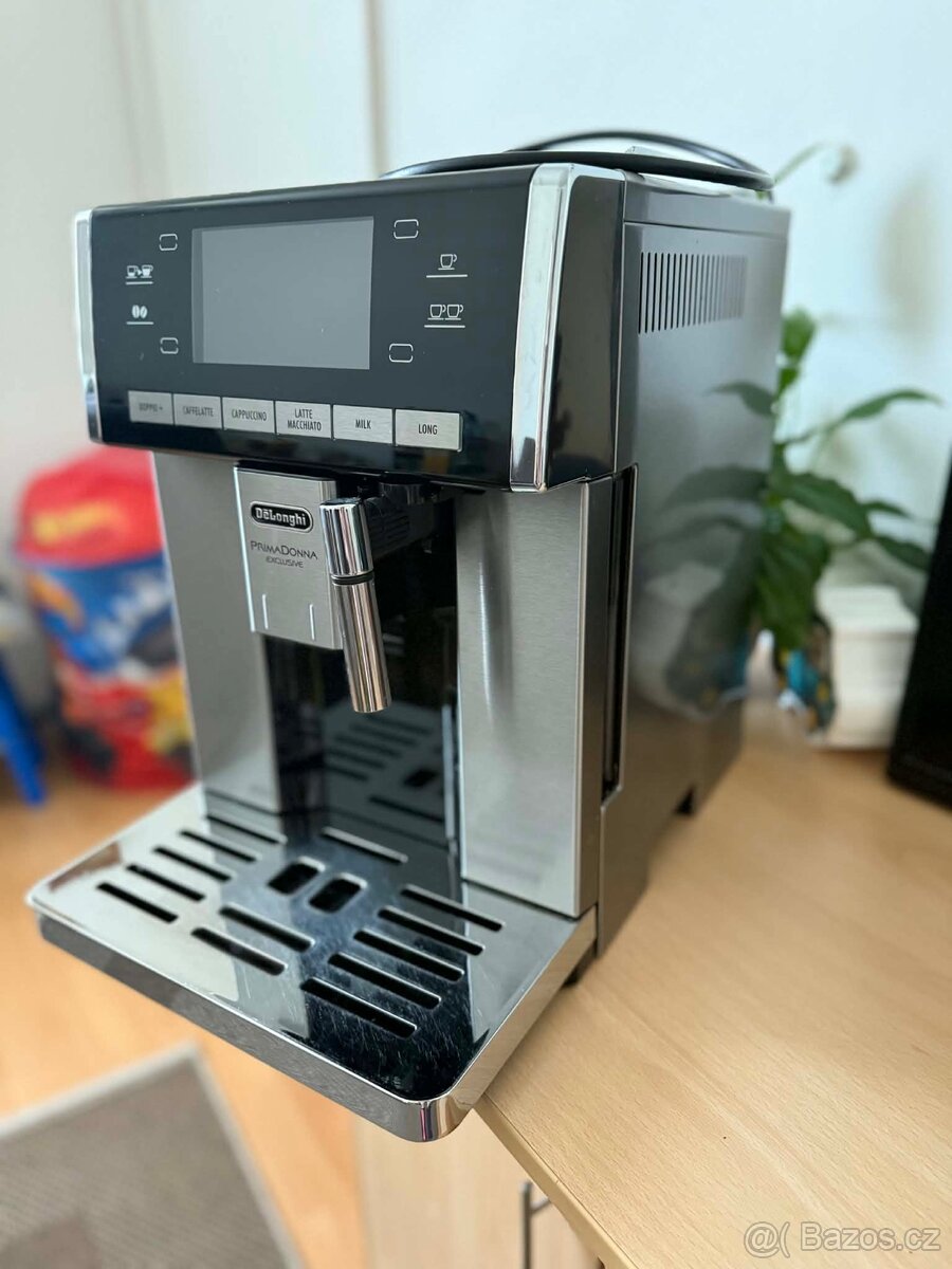 DeLonghi PrimaDonna Exclusive - 2